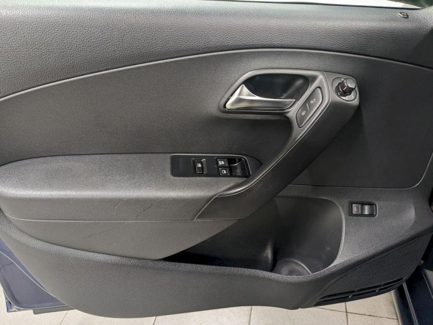 Volkswagen Polo V Москва  - изображение 11