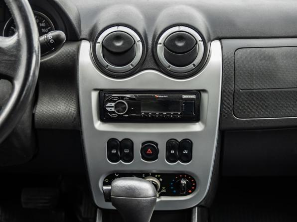 Renault Sandero I с пробегом 2012 года, цена 718 000 рублей, 183155 км, хэтчбек, Автокод Объявления