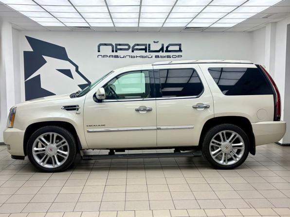 Cadillac Escalade III с пробегом 2011 года, цена 1 599 000 рублей, 206159 км, внедорожник, Автокод Объявления