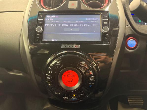 Nissan Note II Рестайлинг с пробегом 2019 года, цена 1 585 000 рублей, 59900 км, хэтчбек, Автокод Объявления