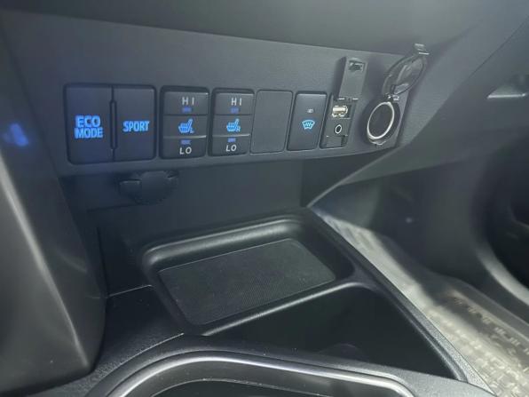 Toyota RAV4 IV (XA40) Рестайлинг с пробегом 2019 года, цена 2 565 000 рублей, 160942 км, внедорожник, Автокод Объявления