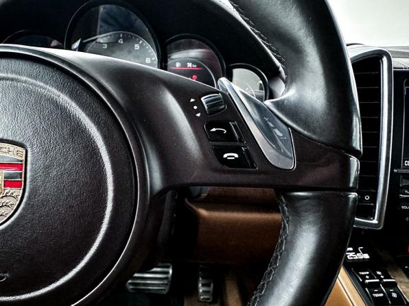 Porsche Cayenne II (958) с пробегом 2011 года, цена 2 150 000 рублей, 108000 км, внедорожник, Автокод Объявления