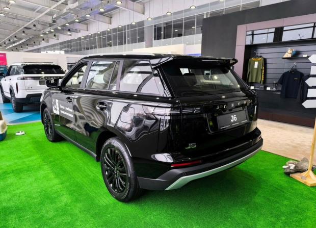 Jaecoo J6 с пробегом 2026 года, цена 2 299 000 рублей, 3000 км, внедорожник, Автокод Объявления