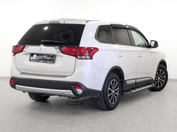Mitsubishi Outlander III Рестайлинг 2 с пробегом 2018 года, цена 2 035 000 рублей, 71986 км, внедорожник, Автокод Объявления