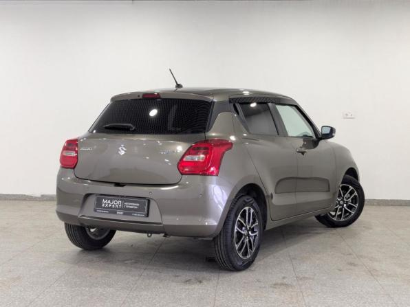 Suzuki Swift V Рестайлинг с пробегом 2024 года, цена 1 800 000 рублей, 23913 км, хэтчбек, Автокод Объявления