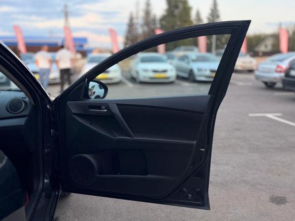 Mazda 3 II (BL) с пробегом 2011 года, цена 580 000 рублей, 374914 км, хэтчбек, Автокод Объявления
