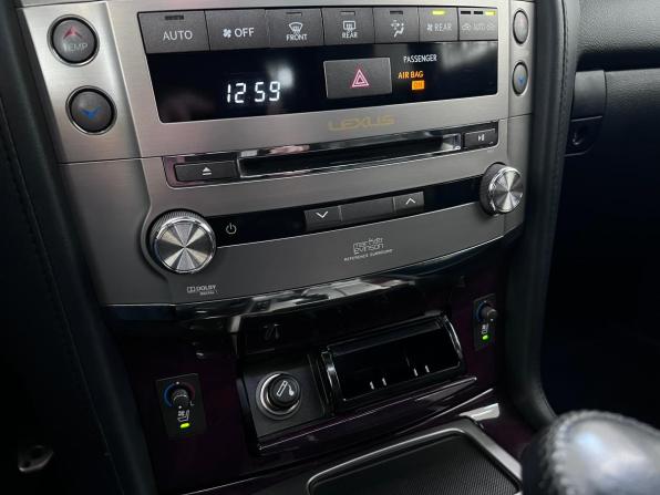 Lexus LX III Рестайлинг с пробегом 2014 года, цена 3 990 000 рублей, 203291 км, внедорожник, Автокод Объявления