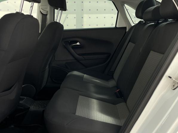 Volkswagen Polo V с пробегом 2014 года, цена 1 075 000 рублей, 112298 км, седан, Автокод Объявления
