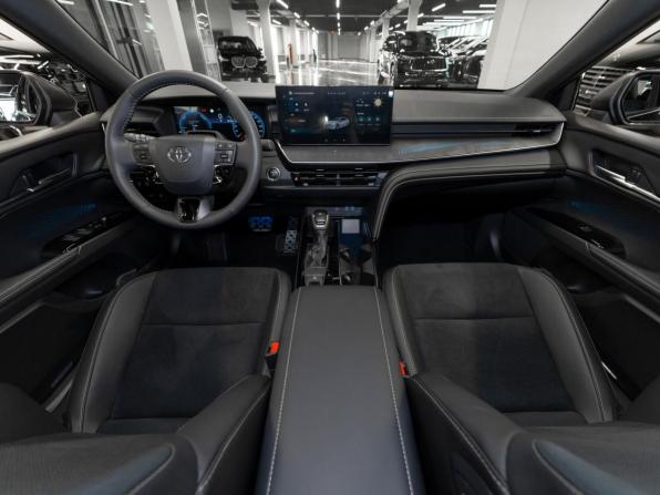 Toyota Camry IX (XV80) China Market с пробегом 2026 года, цена 4 250 000 рублей, 50 км, седан, Автокод Объявления