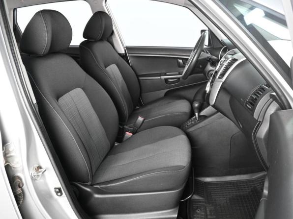 Kia Venga I с пробегом 2012 года, цена 1 099 000 рублей, 104393 км, компактвэн, Автокод Объявления