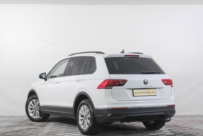 Volkswagen Tiguan II Рестайлинг с пробегом 2021 года, цена 2 849 000 рублей, 54700 км, внедорожник, Автокод Объявления