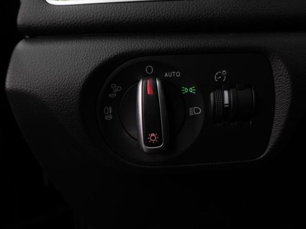 Audi Q3 I (8U) Рестайлинг с пробегом 2015 года, цена 1 749 000 рублей, 205210 км, внедорожник, Автокод Объявления