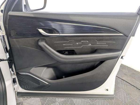 Geely Monjaro I Рестайлинг с пробегом 2024 года, цена 3 350 000 рублей, 52950 км, внедорожник, Автокод Объявления