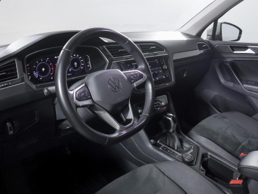 Volkswagen Tiguan II Рестайлинг Москва  - изображение 14