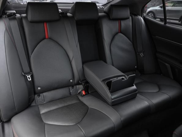 Toyota Camry VIII (XV70) Рестайлинг с пробегом 2021 года, цена 3 669 000 рублей, 58739 км, седан, Автокод Объявления