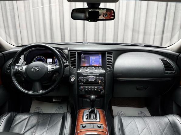 Infiniti FX II (S51) Рестайлинг с пробегом 2012 года, цена 2 499 000 рублей, 110637 км, внедорожник, Автокод Объявления