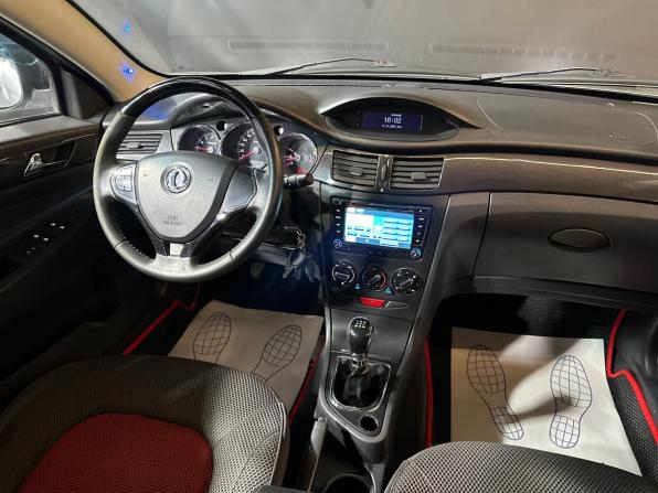 Dongfeng H30 Cross с пробегом 2015 года, цена 530 000 рублей, 106895 км, хэтчбек, Автокод Объявления