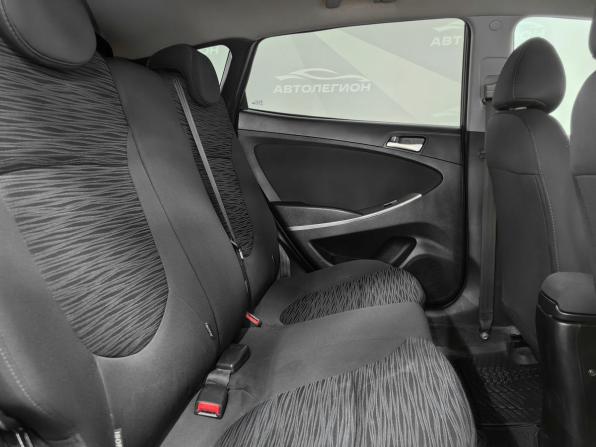 Hyundai Solaris I Рестайлинг с пробегом 2015 года, цена 850 000 рублей, 125312 км, хэтчбек, Автокод Объявления