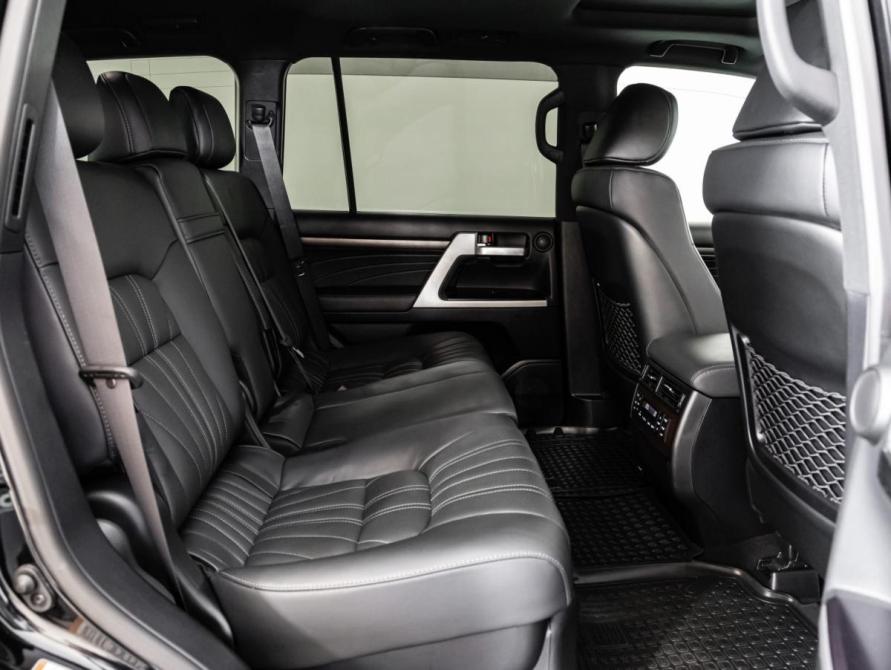 Toyota Land Cruiser 200 Series Рестайлинг 2 Санкт-Петербург  - изображение 30
