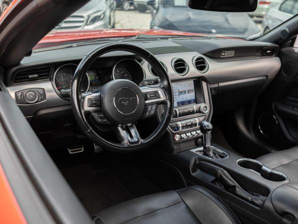 Ford Mustang VI Рестайлинг с пробегом 2020 года, цена 3 599 000 рублей, 59718 км, кабриолет, Автокод Объявления
