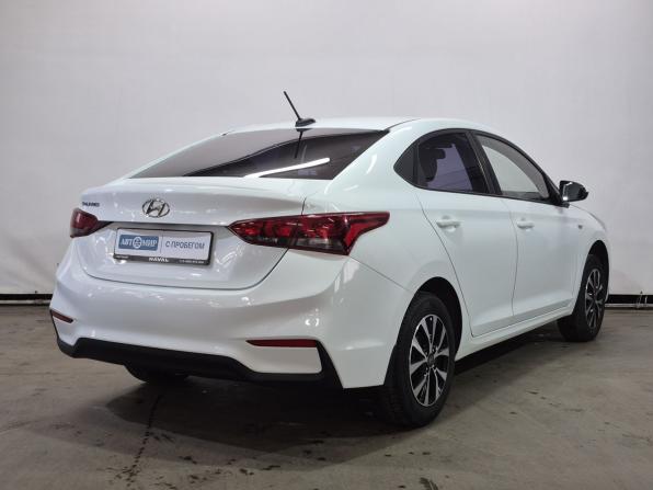 Hyundai Solaris II с пробегом 2017 года, цена 1 130 000 рублей, 87676 км, седан, Автокод Объявления