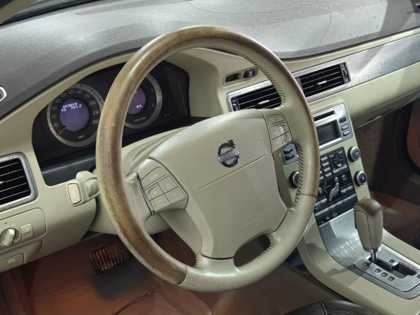 Volvo XC70 II с пробегом 2008 года, цена 1 290 000 рублей, 269016 км, универсал, Автокод Объявления
