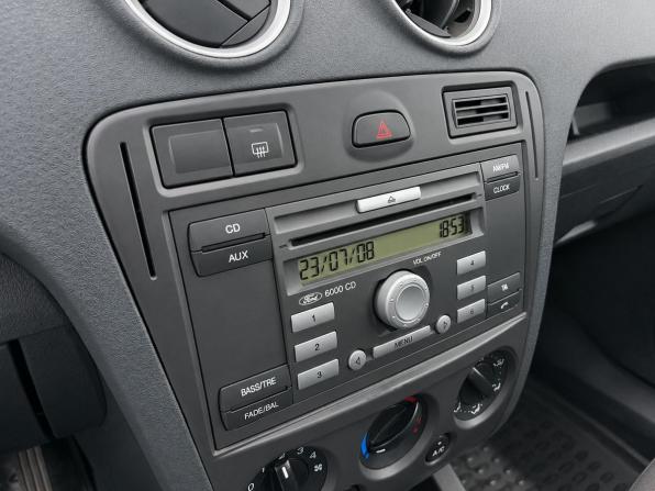 Ford Fusion I Рестайлинг с пробегом 2008 года, цена 399 000 рублей, 165717 км, хэтчбек, Автокод Объявления