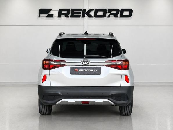 Kia Seltos I с пробегом 2021 года, цена 1 714 000 рублей, 219153 км, внедорожник, Автокод Объявления