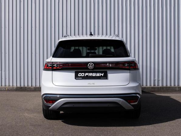 Volkswagen ID.6 с пробегом 2022 года, цена 3 699 000 рублей, 57205 км, внедорожник, Автокод Объявления