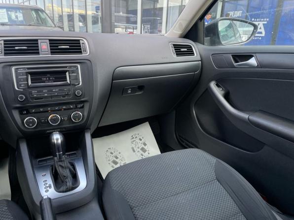 Volkswagen Jetta VI Рестайлинг с пробегом 2014 года, цена 970 000 рублей, 174483 км, седан, Автокод Объявления