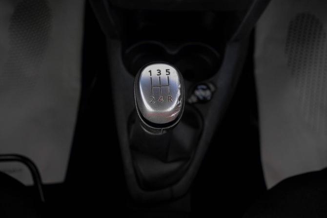 Renault Logan II Рестайлинг с пробегом 2020 года, цена 549 000 рублей, 216000 км, седан, Автокод Объявления
