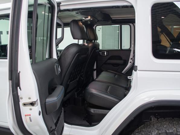 Jeep Wrangler IV (JL) с пробегом 2022 года, цена 6 999 000 рублей, 8065 км, внедорожник, Автокод Объявления