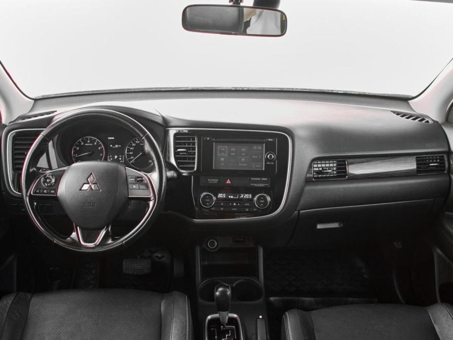 Mitsubishi Outlander III Рестайлинг 2 Екатеринбург  - изображение 11