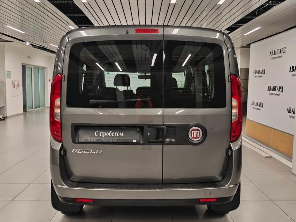 Fiat Doblo II Рестайлинг с пробегом 2020 года, цена 1 599 000 рублей, 60176 км, компактвэн, Автокод Объявления