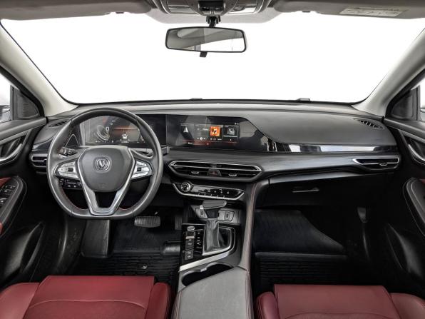Changan Eado Plus с пробегом 2023 года, цена 1 575 000 рублей, 22085 км, седан, Автокод Объявления