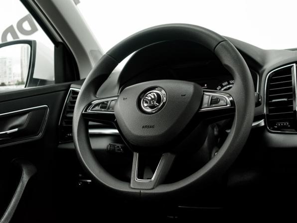 Skoda Karoq I с пробегом 2020 года, цена 2 395 000 рублей, 82996 км, внедорожник, Автокод Объявления