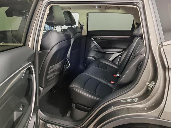 Geely Atlas Pro с пробегом 2023 года, цена 2 099 000 рублей, 40196 км, внедорожник, Автокод Объявления