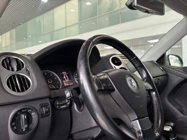 Volkswagen Tiguan I с пробегом 2009 года, цена 1 022 000 рублей, 195000 км, внедорожник, Автокод Объявления