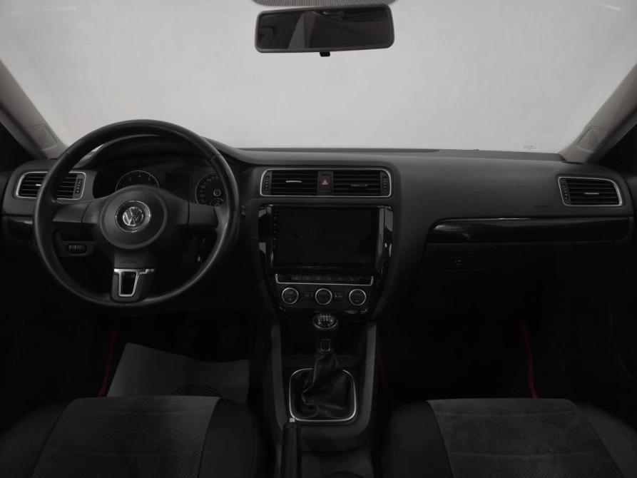 Volkswagen Jetta VI Рестайлинг Альметьевск  - изображение 13