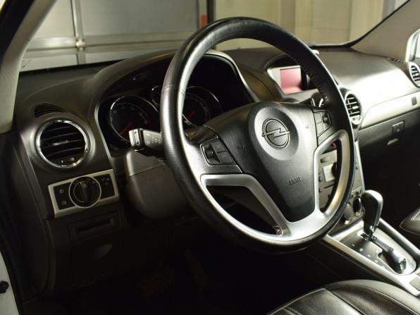 Opel Antara I Рестайлинг с пробегом 2012 года, цена 1 059 999 рублей, 185501 км, внедорожник, Автокод Объявления