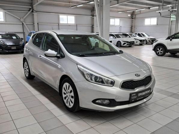Kia Ceed II с пробегом 2014 года, цена 975 000 рублей, 143882 км, хэтчбек, Автокод Объявления