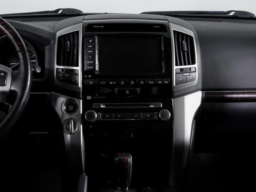 Toyota Land Cruiser 200 Series Рестайлинг 1 Москва  - изображение 14