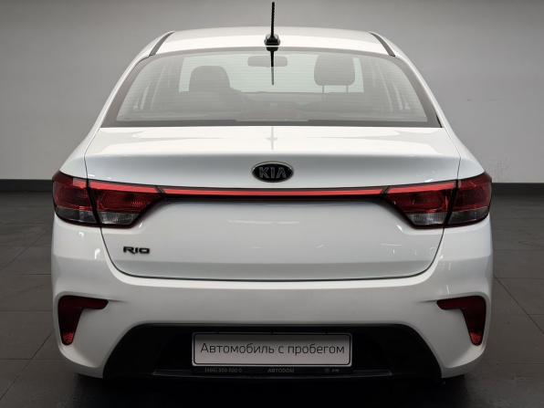 Kia Rio IV с пробегом 2018 года, цена 1 524 000 рублей, 62289 км, седан, Автокод Объявления