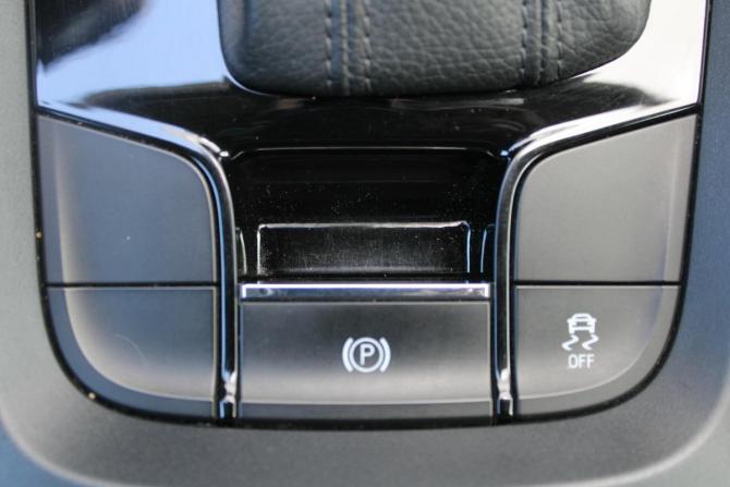 Skoda Karoq I с пробегом 2020 года, цена 2 200 000 рублей, 114000 км, внедорожник, Автокод Объявления