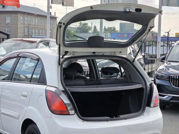 Kia Rio II Рестайлинг с пробегом 2011 года, цена 536 000 рублей, 258272 км, хэтчбек, Автокод Объявления