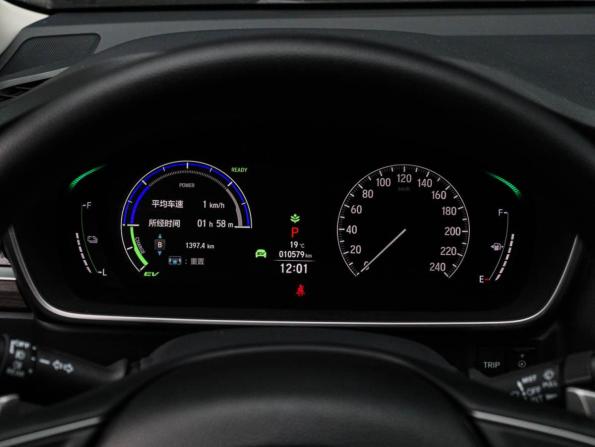 Honda Odyssey V Рестайлинг 2 с пробегом 2024 года, цена 4 400 000 рублей, 10577 км, минивэн, Автокод Объявления