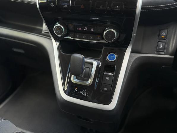 Nissan Serena V (C27) с пробегом 2018 года, цена 2 240 000 рублей, 76927 км, минивэн, Автокод Объявления
