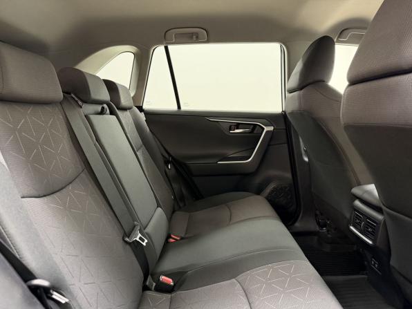 Toyota RAV4 V (XA50) с пробегом 2021 года, цена 2 915 000 рублей, 116507 км, внедорожник, Автокод Объявления