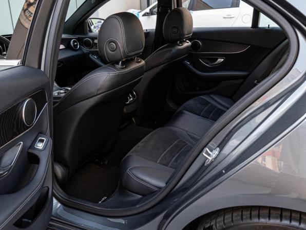 Mercedes-Benz C-Класс IV (W205) Рестайлинг с пробегом 2018 года, цена 2 895 000 рублей, 60667 км, седан, Автокод Объявления
