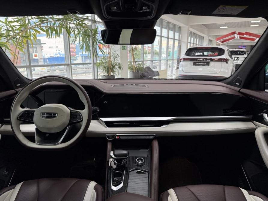 Geely Monjaro I Москва  - изображение 11
